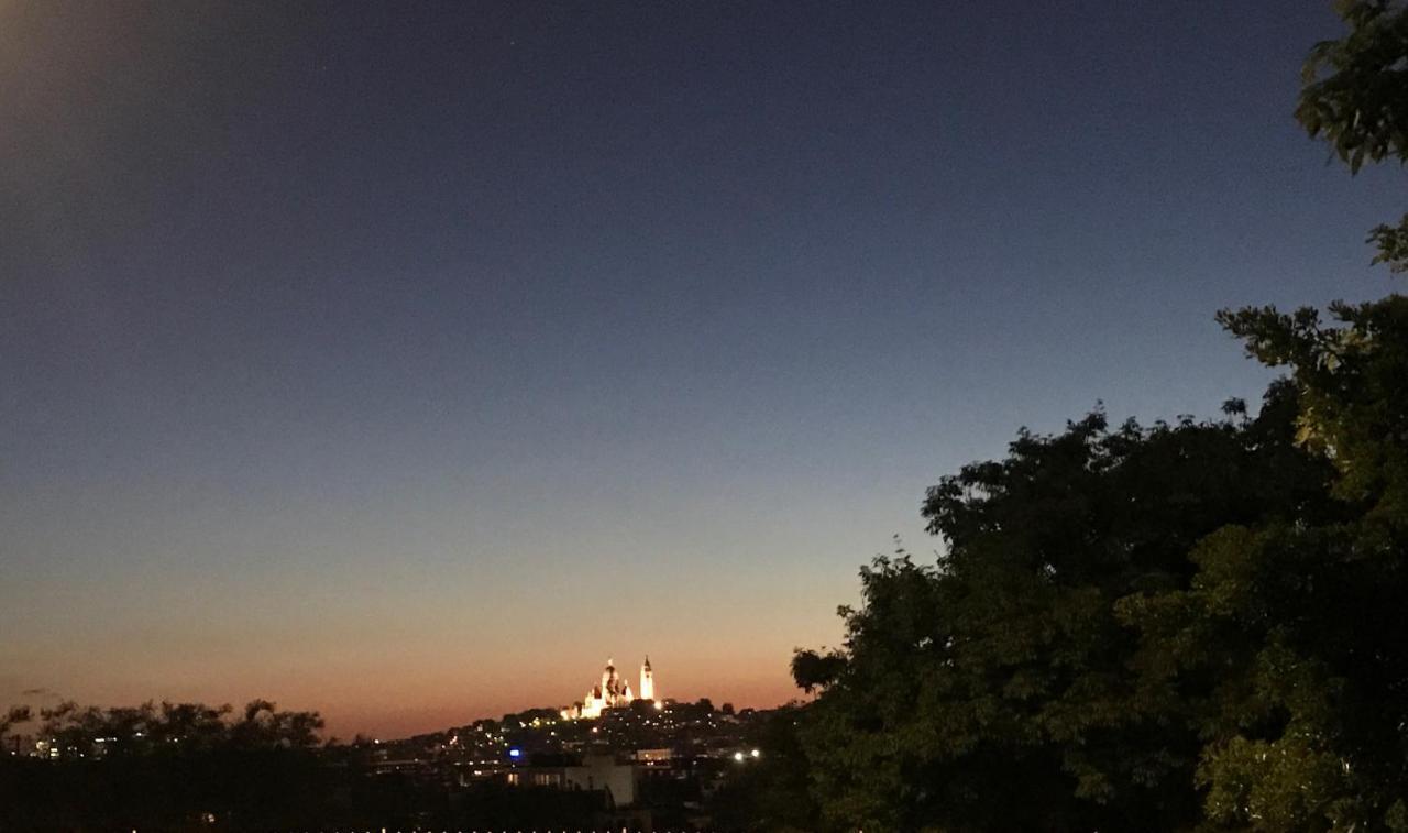 Apartment Direct Views Of Eiffel Tower & Sacre-Coeur From Mezzanine - 10 Mins To Paris Center Exterior photo